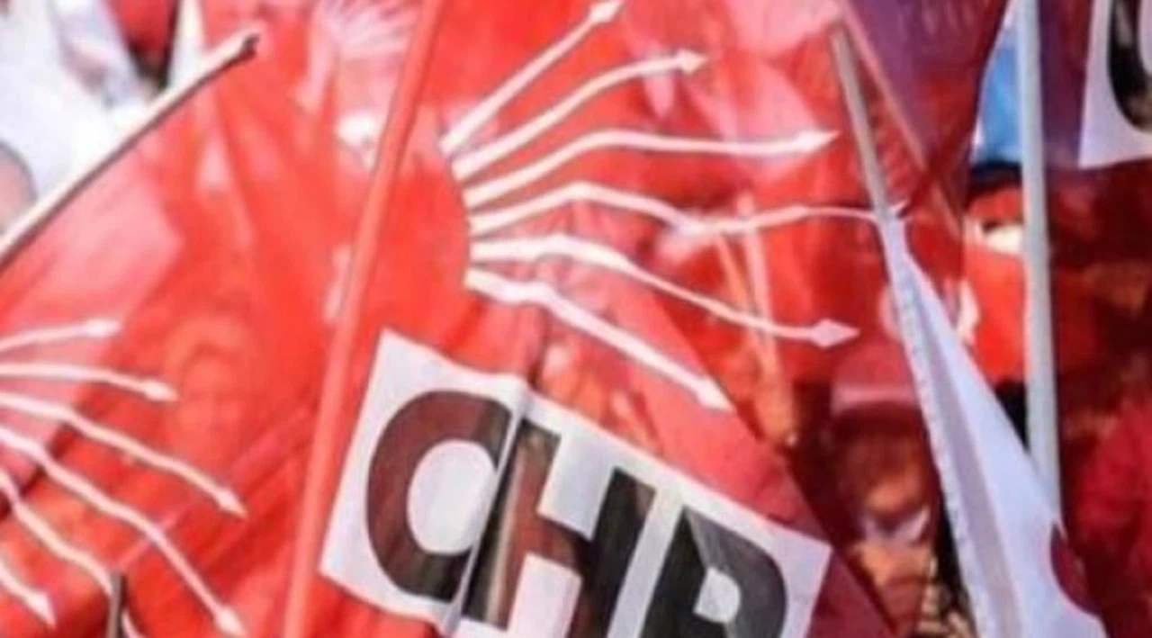CHP Karşıyaka'da Kadın Kolu Başkanı İldeniz oldu