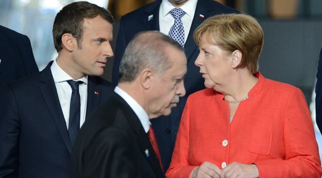 Erdoğan, Merkel ve Macron ile telefonda görüştü
