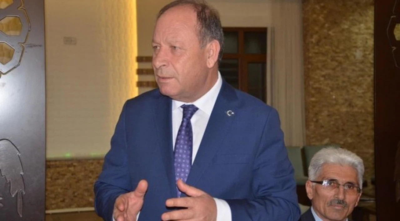 Ereğli Belediye Başkanı MHP’ye katıldı