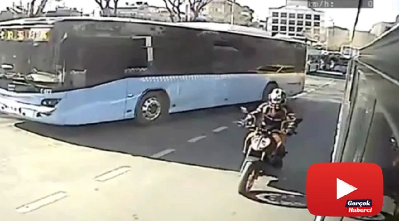 İstanbul’un göbeğinde yürekleri ağza getiren kaza kamerada