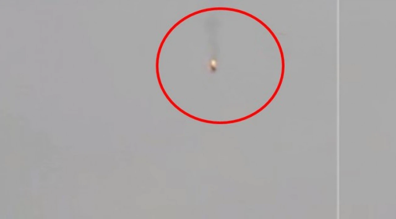 Suriye ordusuna ait bir helikopter daha düşürüldü
