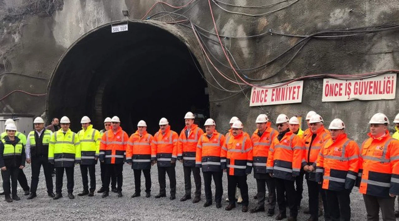 Zigana Tüneli'nde çalışmalar sürüyor