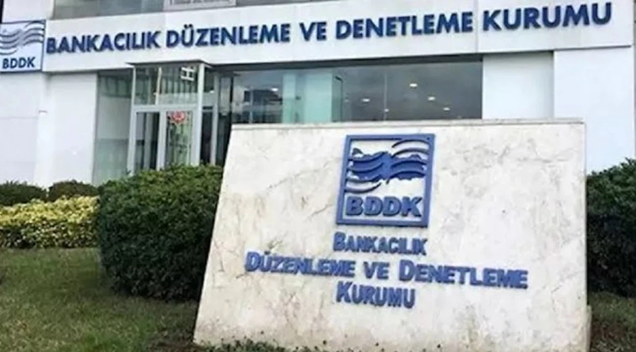 BDDK'dan koronavirüs nedeniyle esneklik kararı: Geciken kredi ödemelerinde takip süresi uzatıldı