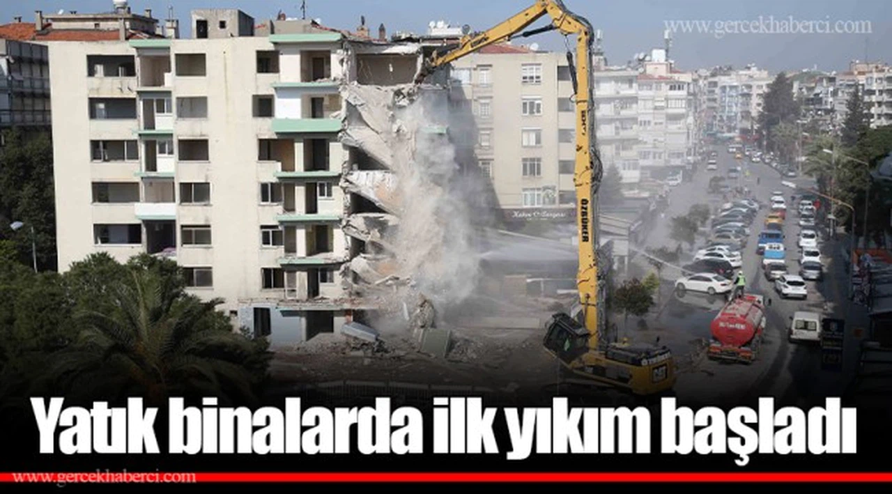 Bostanlı’daki yatık binalarda ilk yıkım başladı