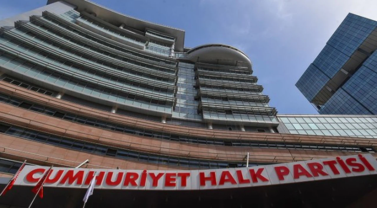 CHP Genel Merkezi'nde koronavirüs tedbirleri