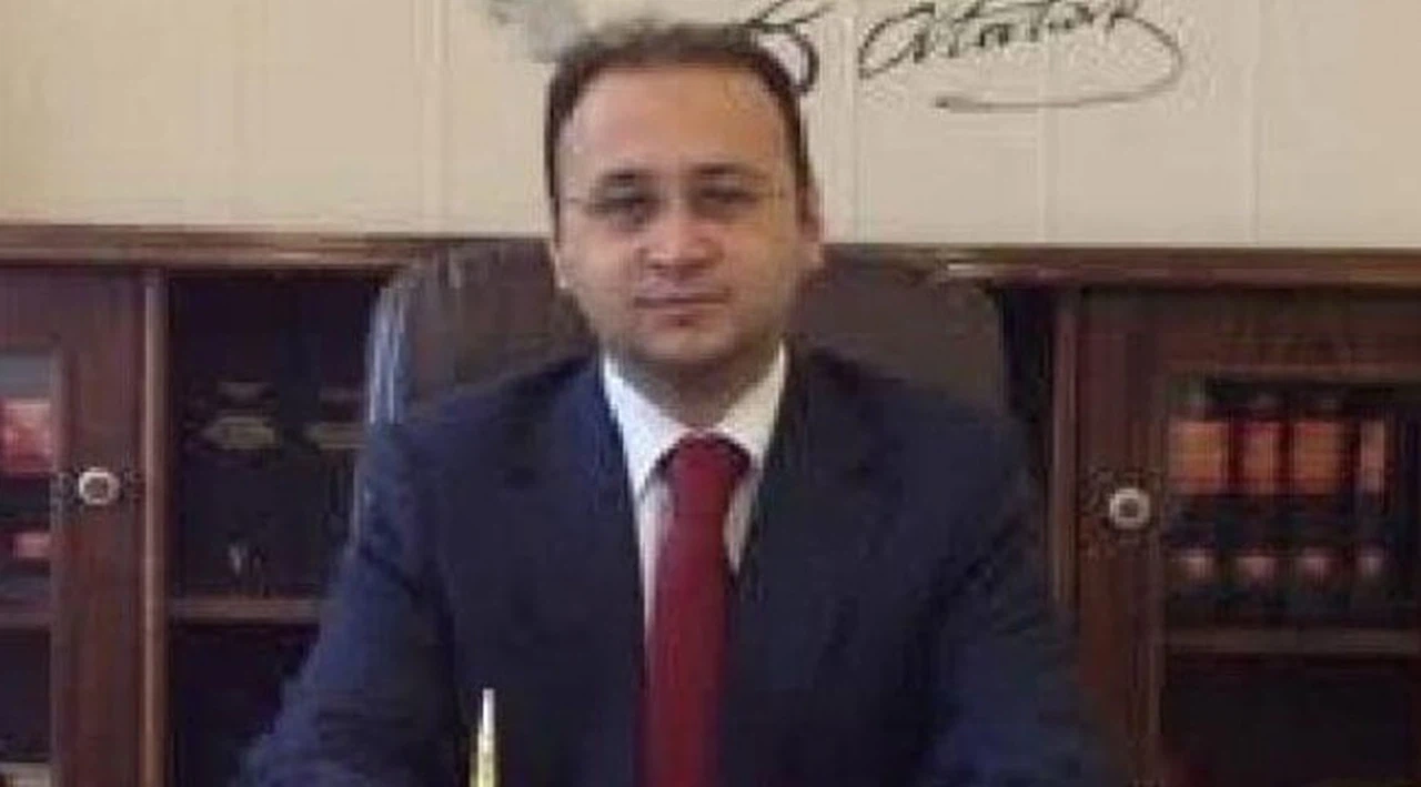 Mardin Vali Yardımcısı Başoğlu, FETÖ'den açığa alındı