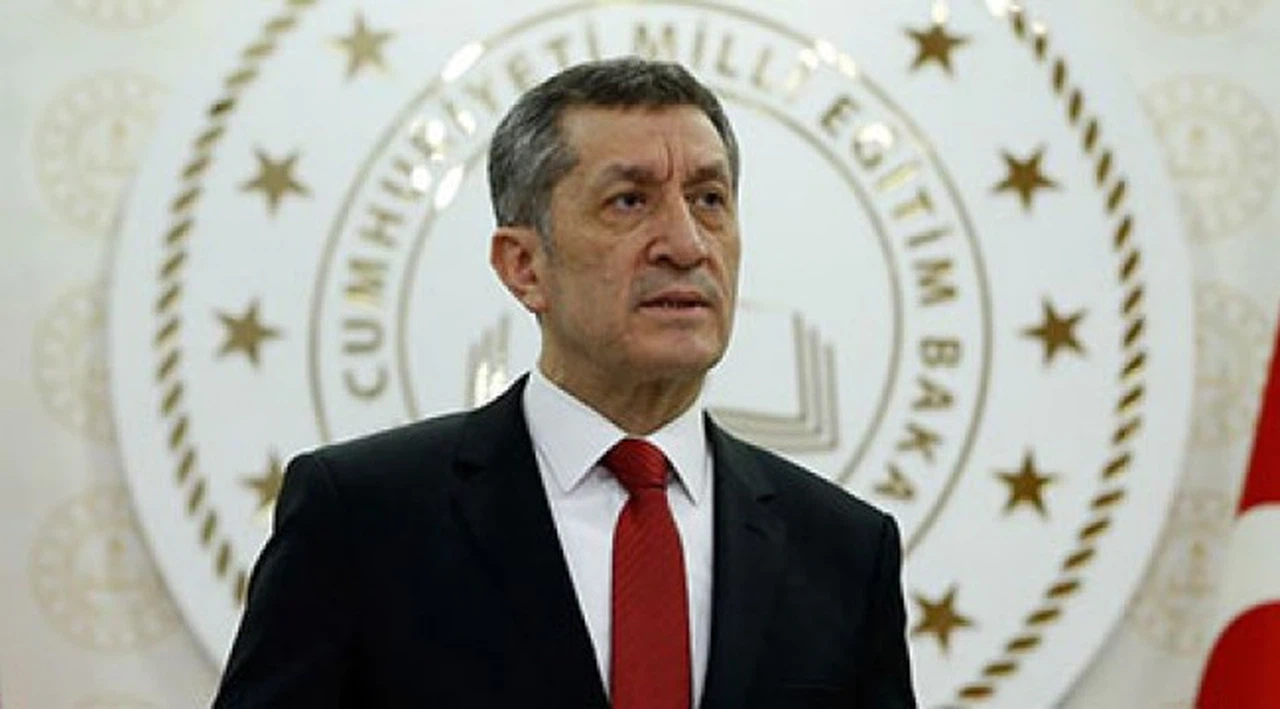 Milli Eğitim Bakanı Ziya Selçuk'tan LGS'ye girecek öğrencilere: Lütfen rahat olun, yüz yüze işlenilmeyen hiçbir konu çıkmayacak
