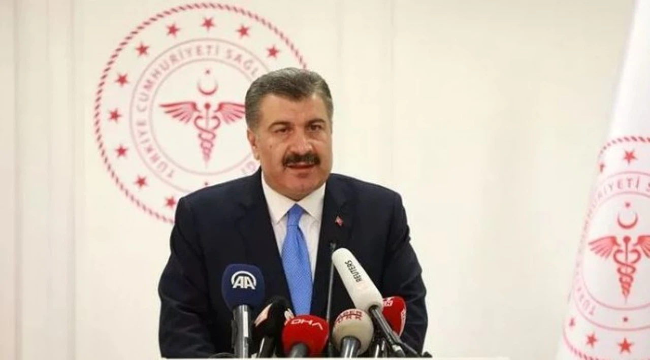 Sağlık Bakanı Koca ve Emniyet'ten koronavirüs taraması bahanesiyle hırsızlık uyarısı