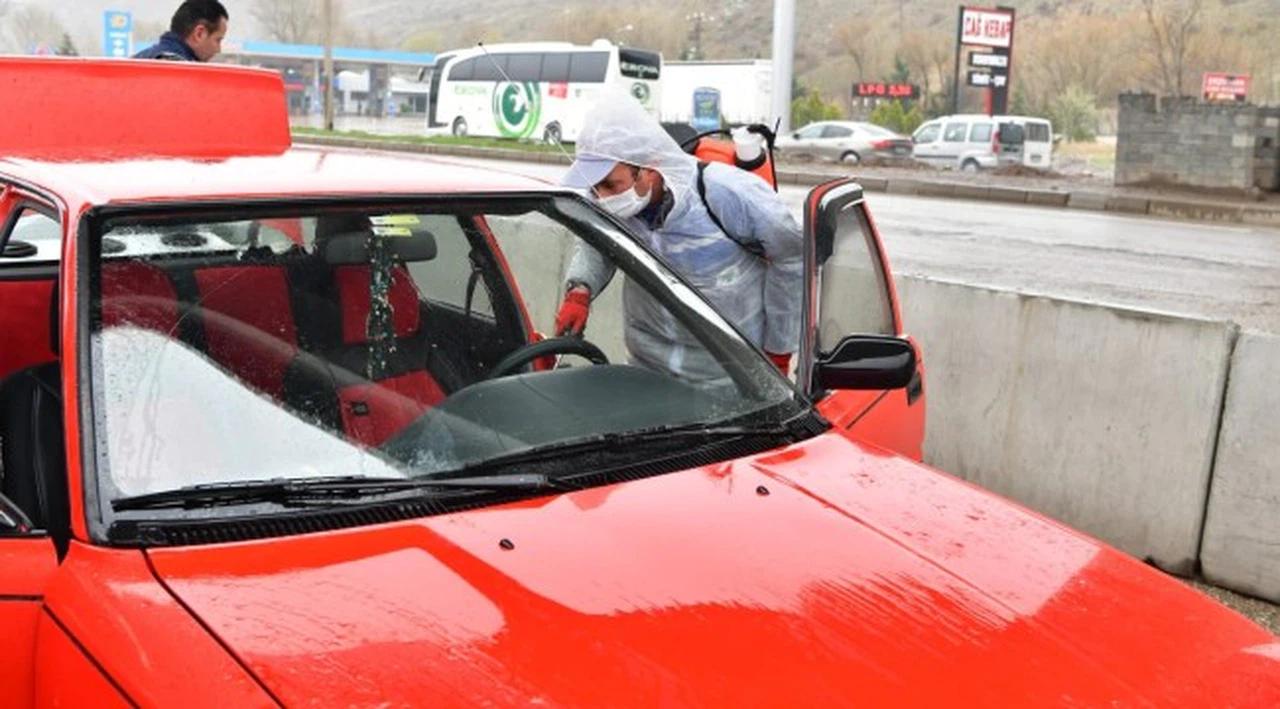 Şehir dışından gelenlere dezenfektanlı önlem