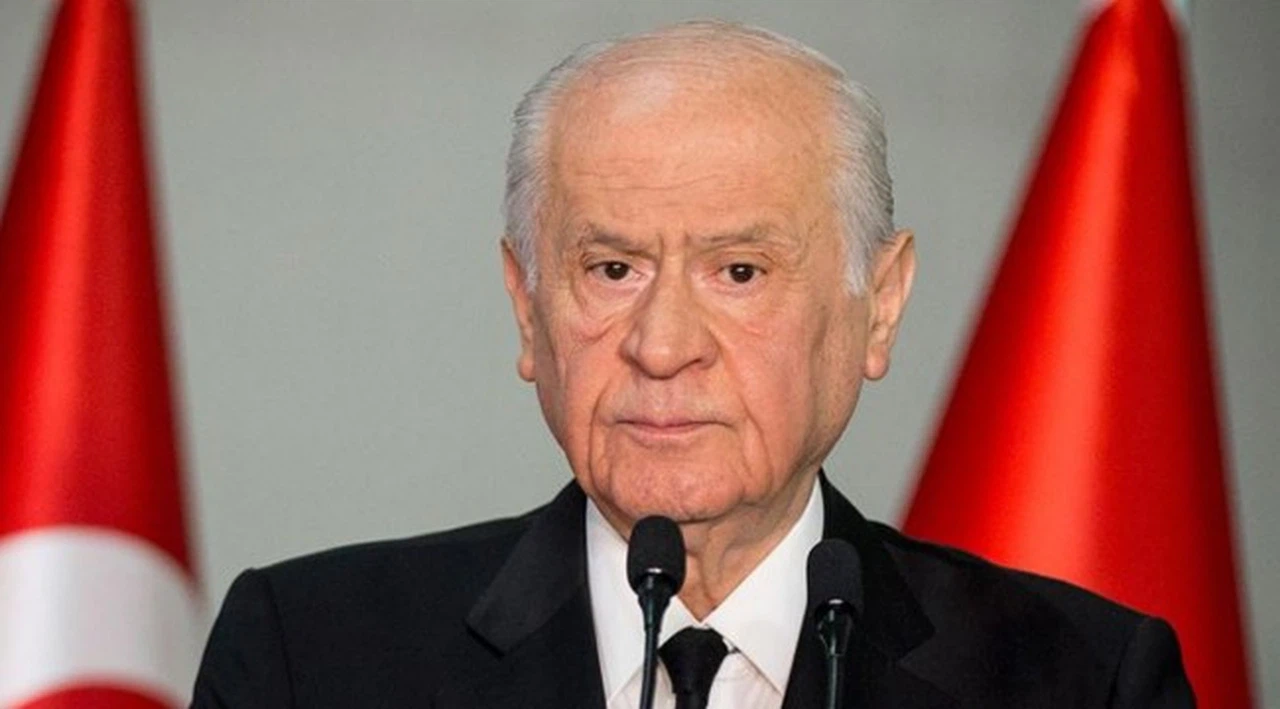 Bahçeli: CHP lideri dönen tekere çomak sokma arzusunda