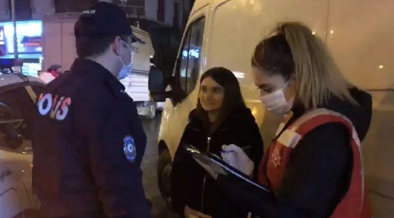 Bebek’te “bizi nereye kadar tutacaklar” diyen genç kıza para cezası