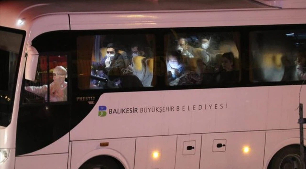 KKTC'den getirilen 190 kişi Balıkesir'deki yurtta karantinaya alındı