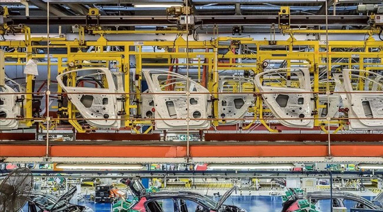 Otomotiv üretiminde çarklar yeniden dönmeye başlıyor