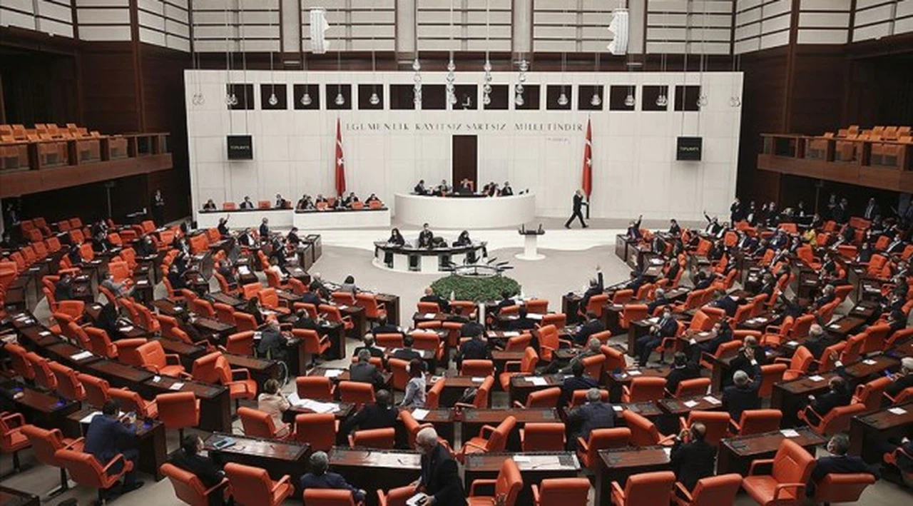 TBMM 23 Nisan'da özel gündemle toplanacak