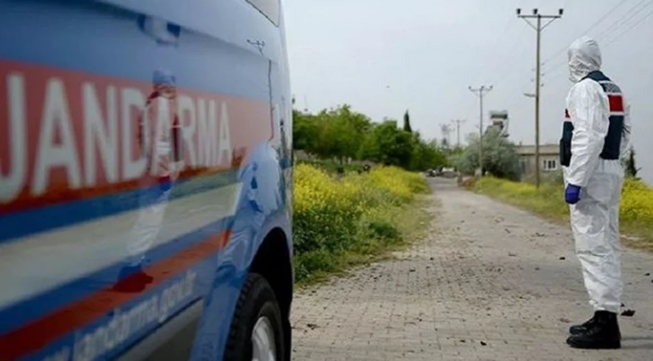 Konya'da kargo görevlisinde koronavirüs çıktı, mahalle karantinaya alındı