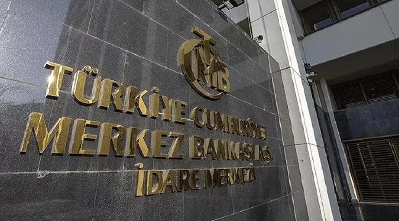 Merkez Bankası: Fiyat derlenemeyince enflasyon yatay kaldı