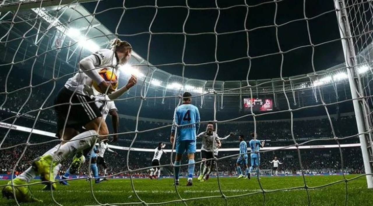 TFF Sağlık Kurulu, Futbola Dönüş Öneri Protokolü'nü güncelledi: Pozitif vaka çıkan takıma ve rakibine test yapılacak