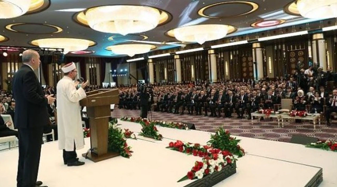 The Economist: Türkiye’de dindar nesil yetiştirme girişimi ters tepti, gençler dinden uzaklaşıyor