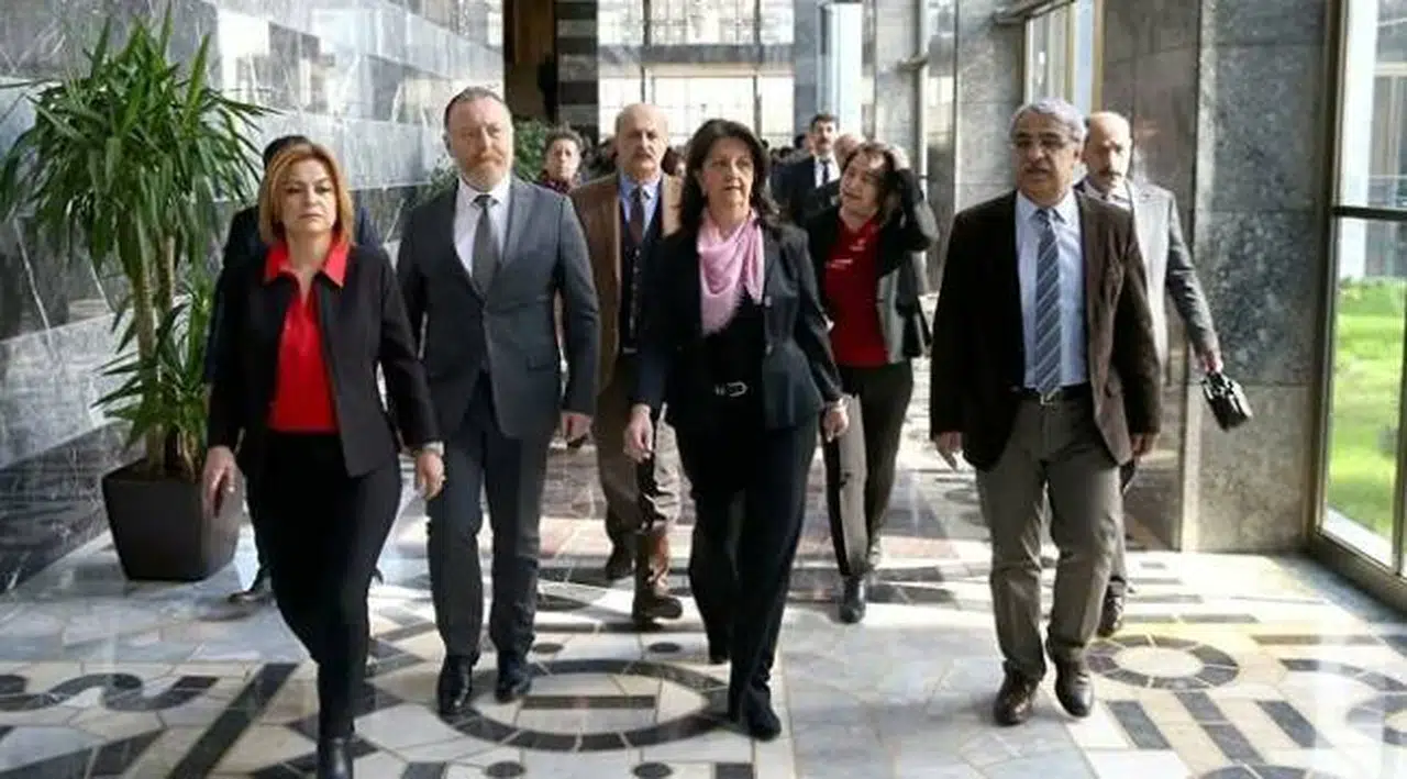 HDP'li bir vekilin koronavirüs testi pozitif çıktı
