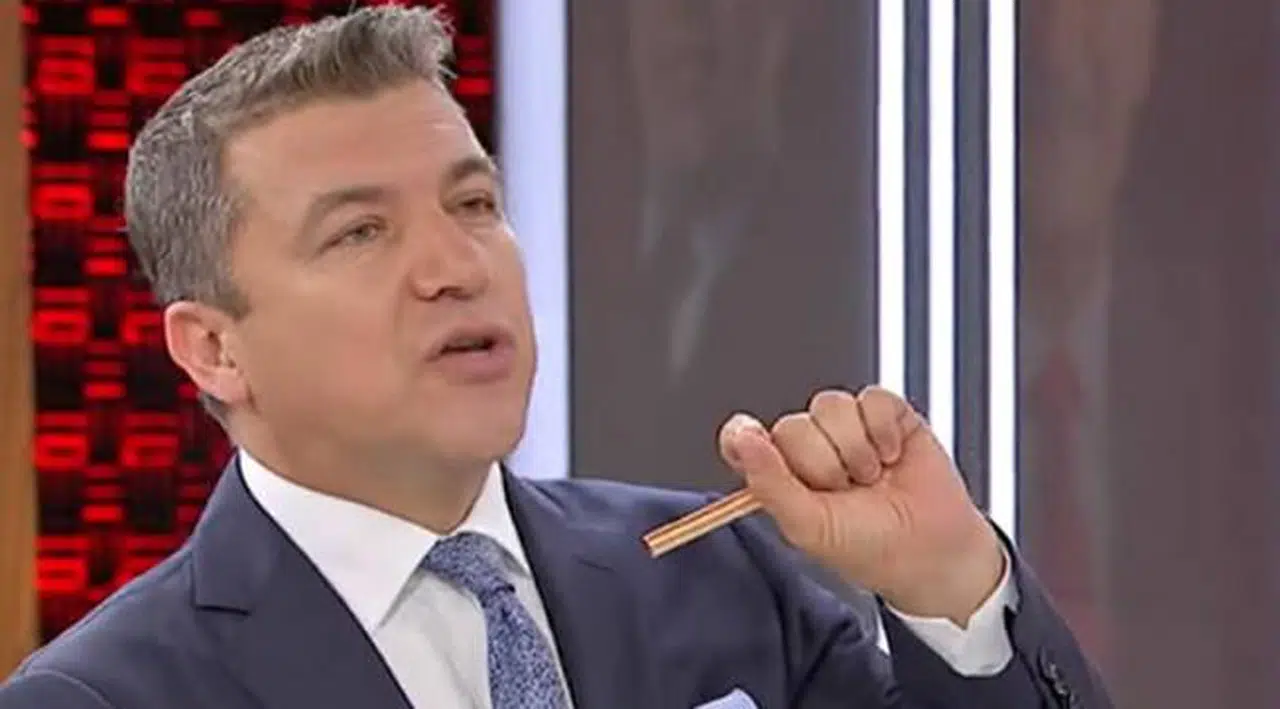 İsmail Küçükkaya ve eski eşi Eda Demirci, birbirleri hakkında 2 aylık uzaklaştırma kararı çıkarttı