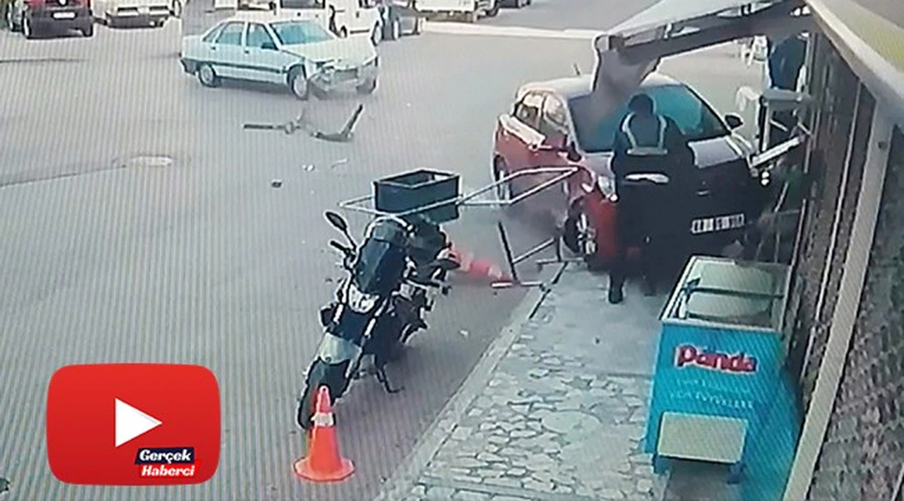 Otomobilin çarpmasından kıl payı kurtuldu