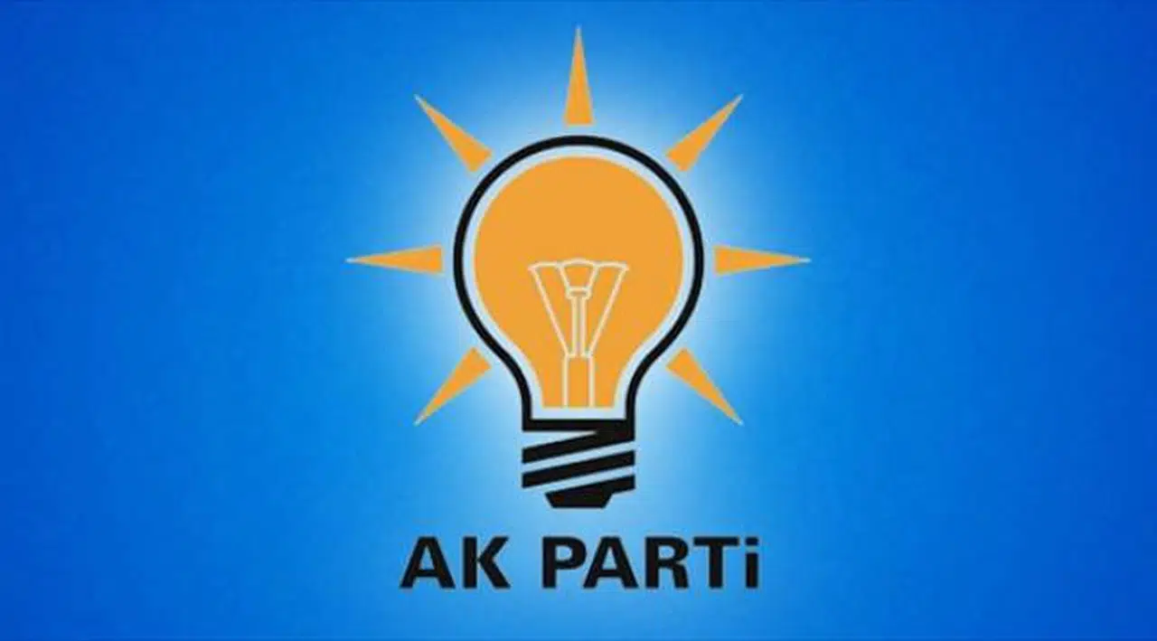AK Parti'de sosyal medya bölünmesi