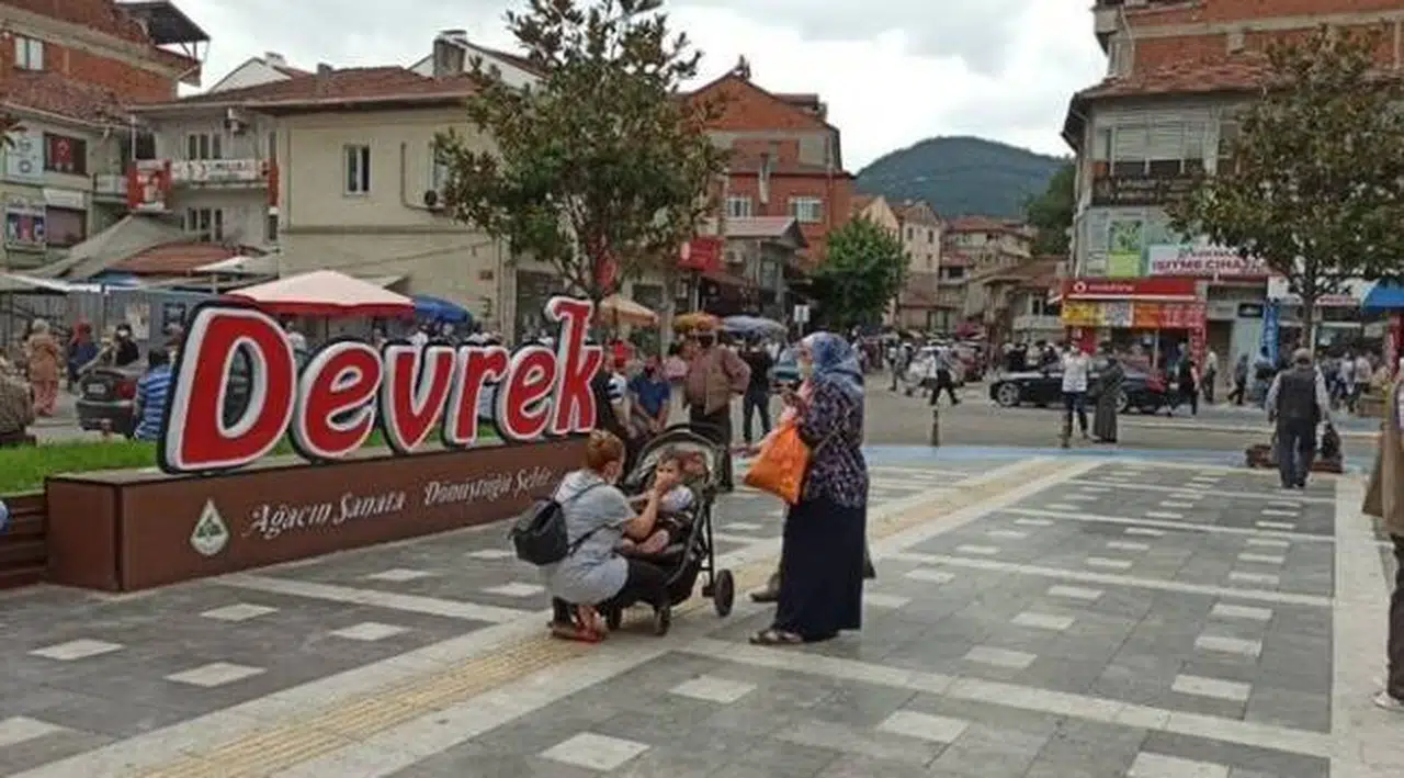 Bir düğün bütün gidişatı değiştirdi! Katılan 11 kişinin testi pozitif çıktı