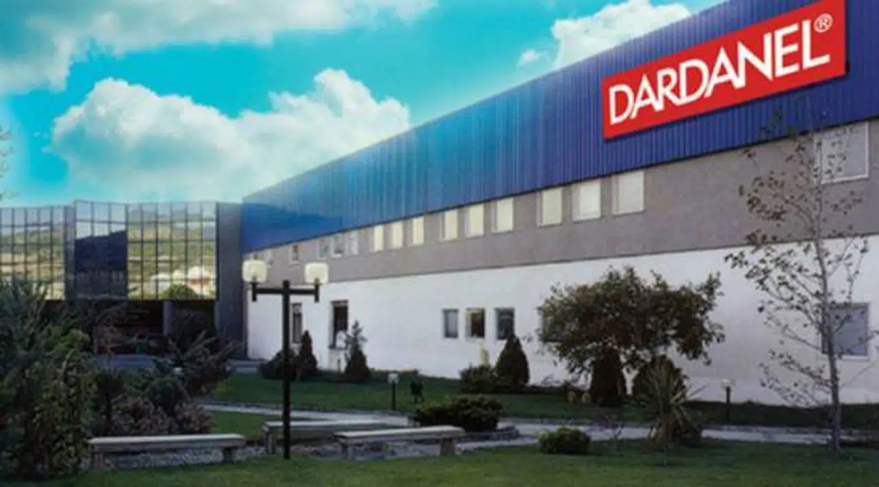Dardanel'de test sonucu beklerken çalışmaya devam ettirilen işçi pozitif çıktı