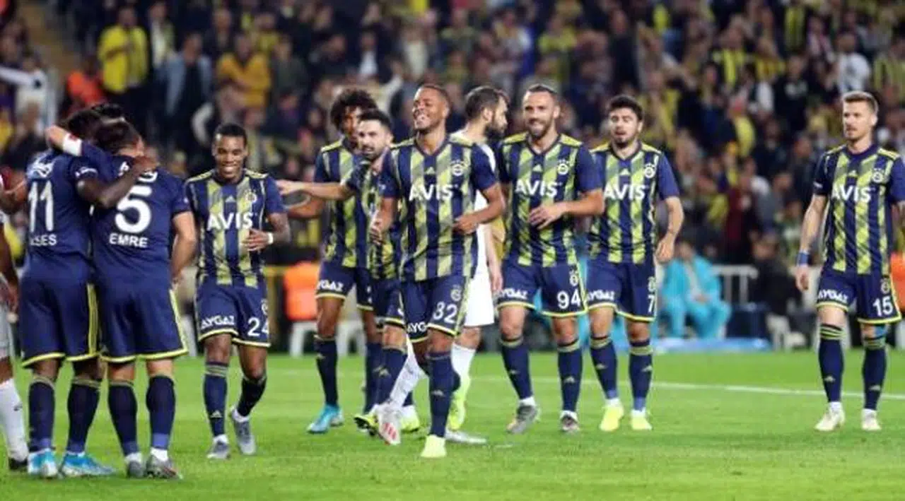 Derbiye saatler kala Fenerbahçe'de şok kadro değişikliği