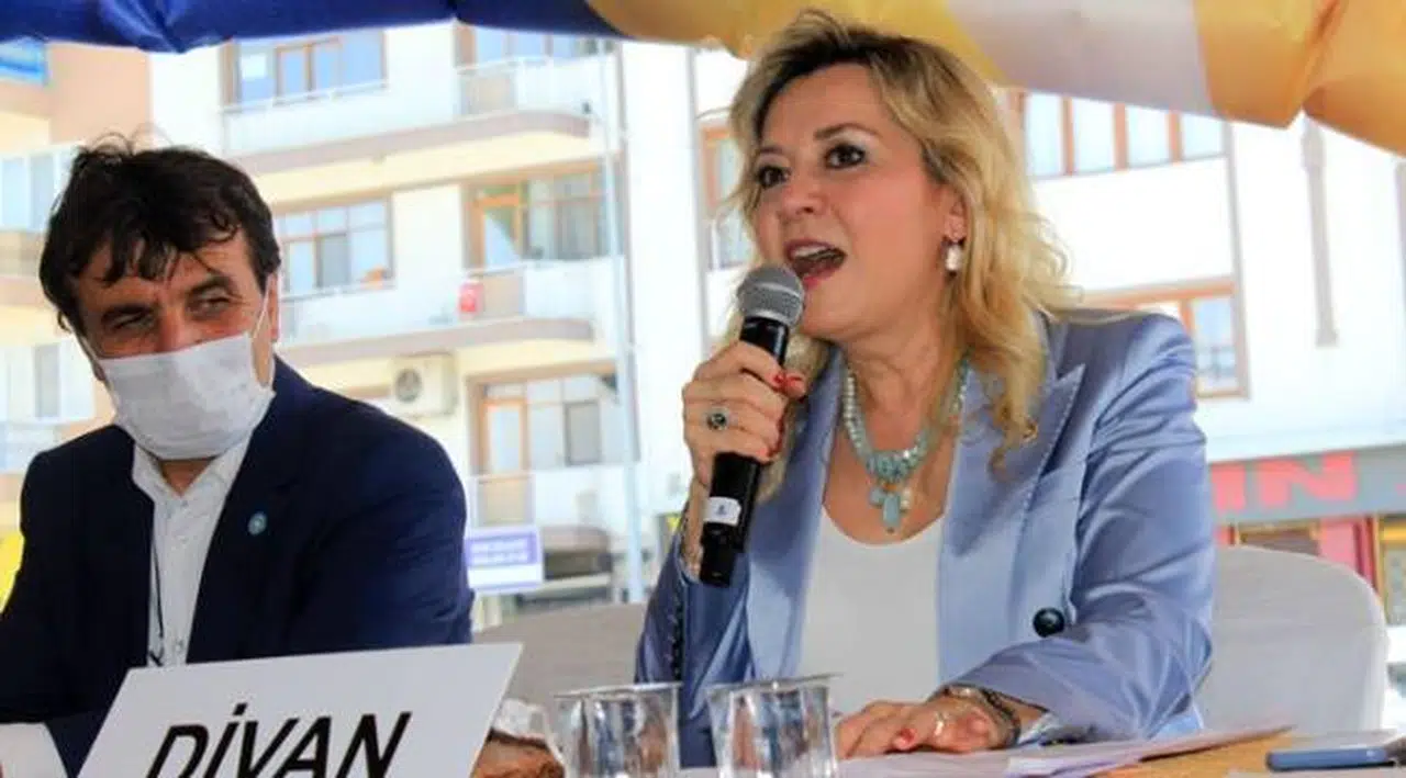 İYİ Parti ile AK Parti arasında ‘kum tanelerini monte etme’ tartışması