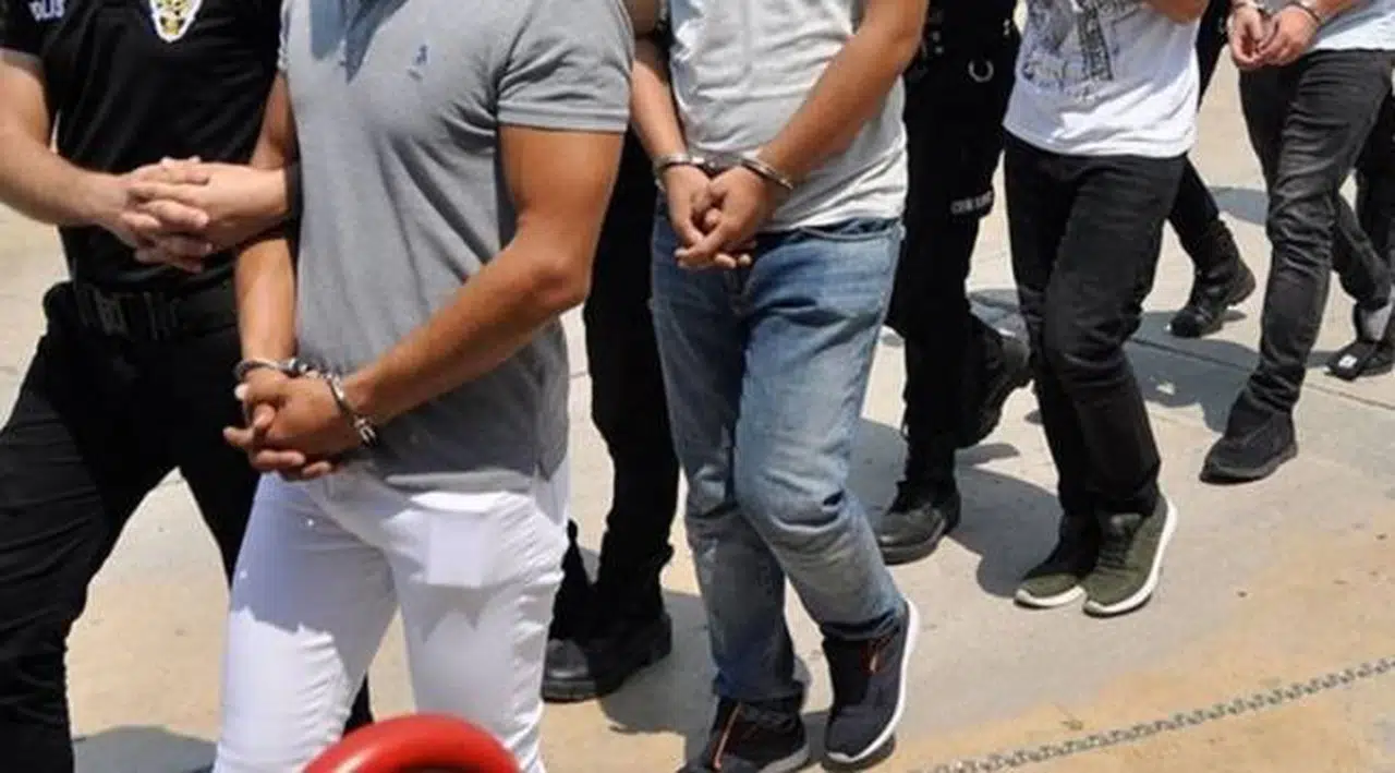 İzmir Cumhuriyet Başsavcılığından FETÖ soruşturması raporu