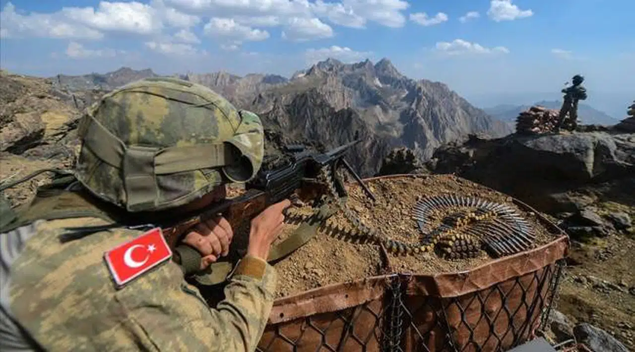 MSB: 4 PKK'lı terörist Silopi'de güvenlik güçlerimize teslim oldu