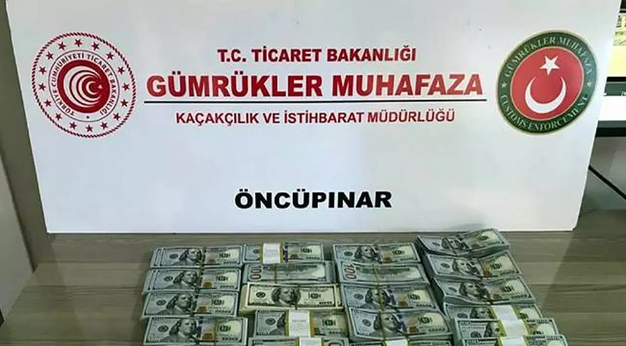 Suriye'ye kaçırılmak istenen 300 bin dolar ele geçirildi