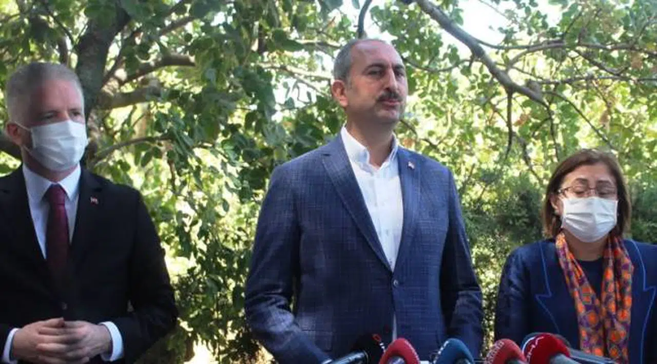 Adalet Bakanı Abdulhamit Gül: Kadın cinayetleri bir terör eylemidir