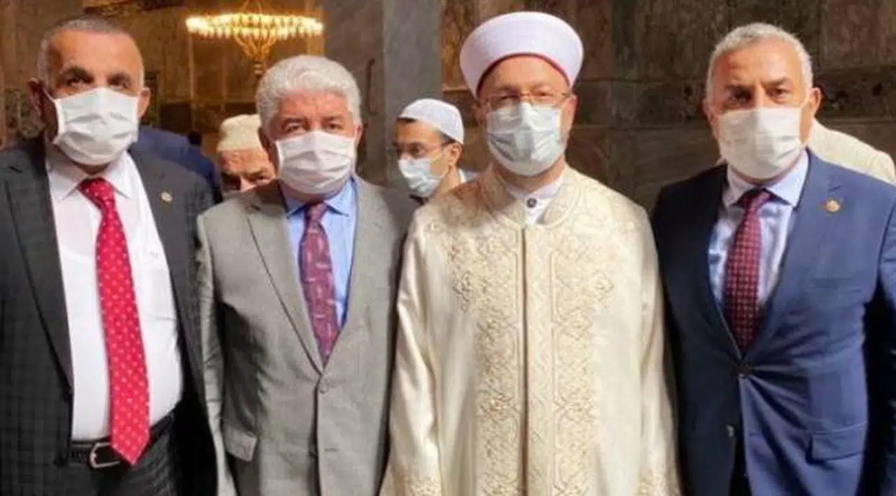 Ayasofya açılışına katılan Ak Partili bir vekilde daha koronavirüs çıktı