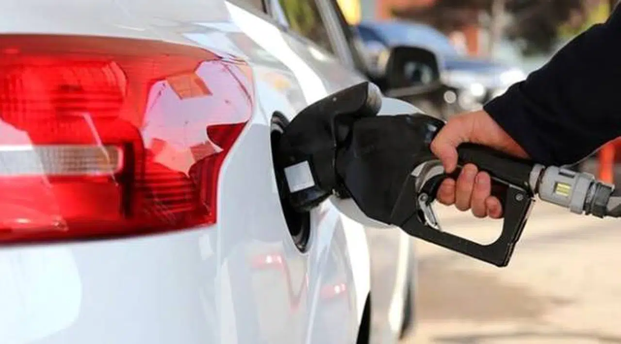 Benzine büyük zam geliyor