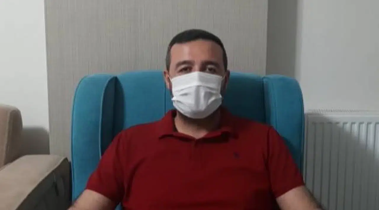 Covid-19'a yakalanan müdüre çalgılı şarkılı moral