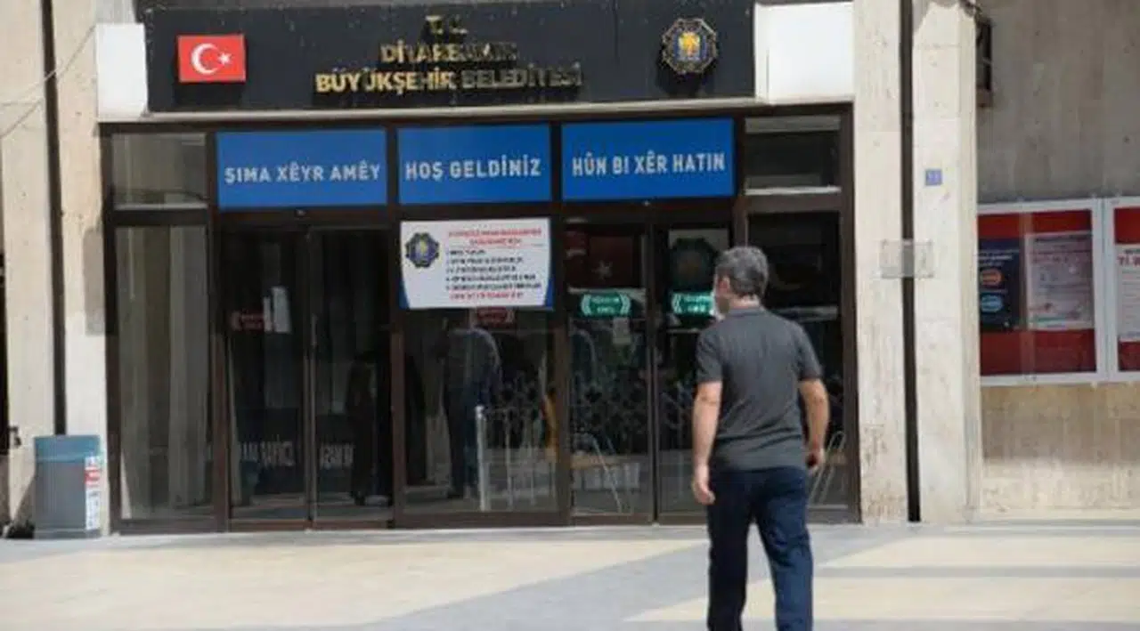 Diyarbakır'da kamu kurum ve kuruluşlarının mesai saatlerinde değişiklik