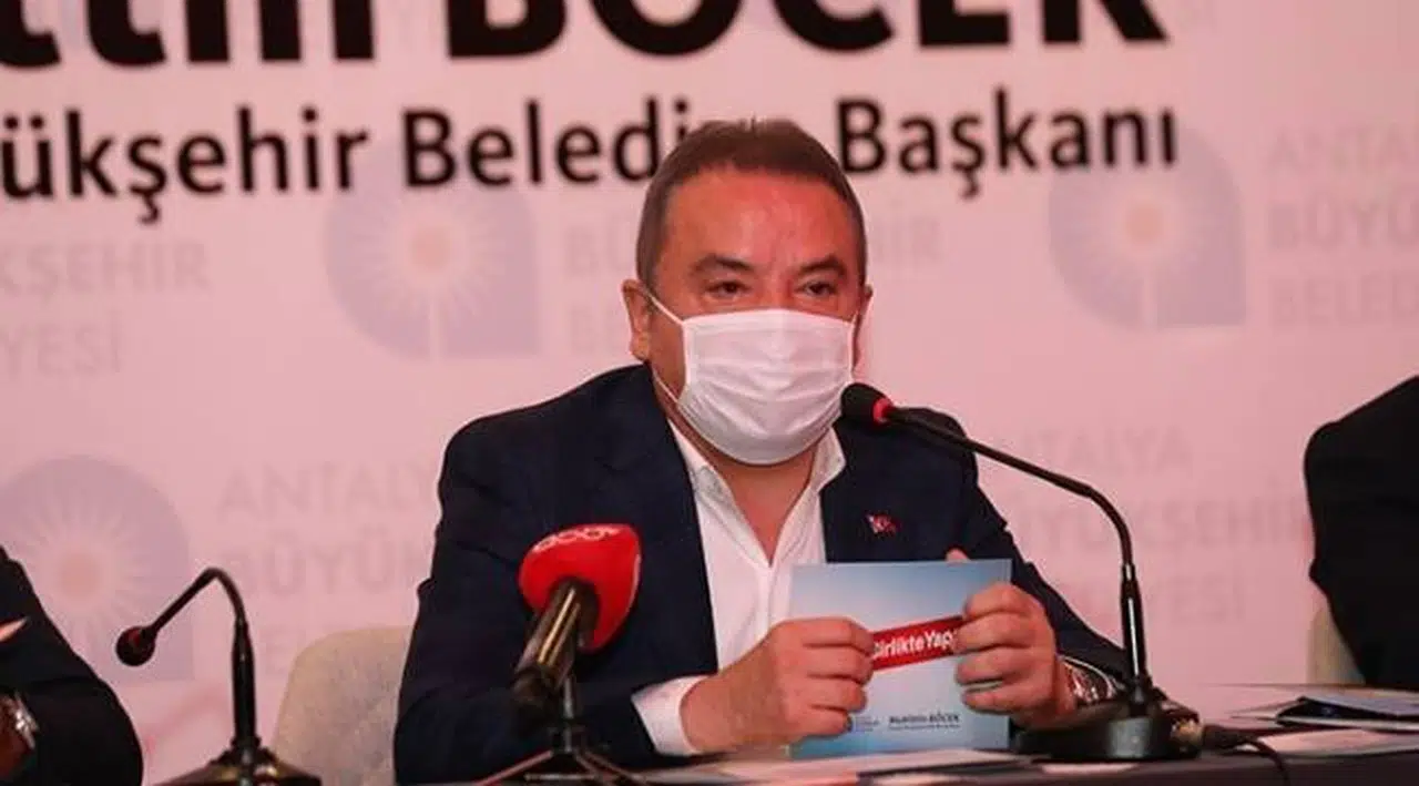 Koronavirüs tedavisi gören Muhittin Böcek için son açıklama: Akciğerinde iyileşme izlendi