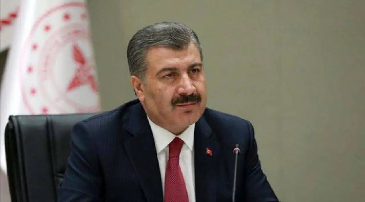 Sağlık Bakanı Fahrettin Koca'dan sağlık çalışanlarına ek ödeme açıklaması