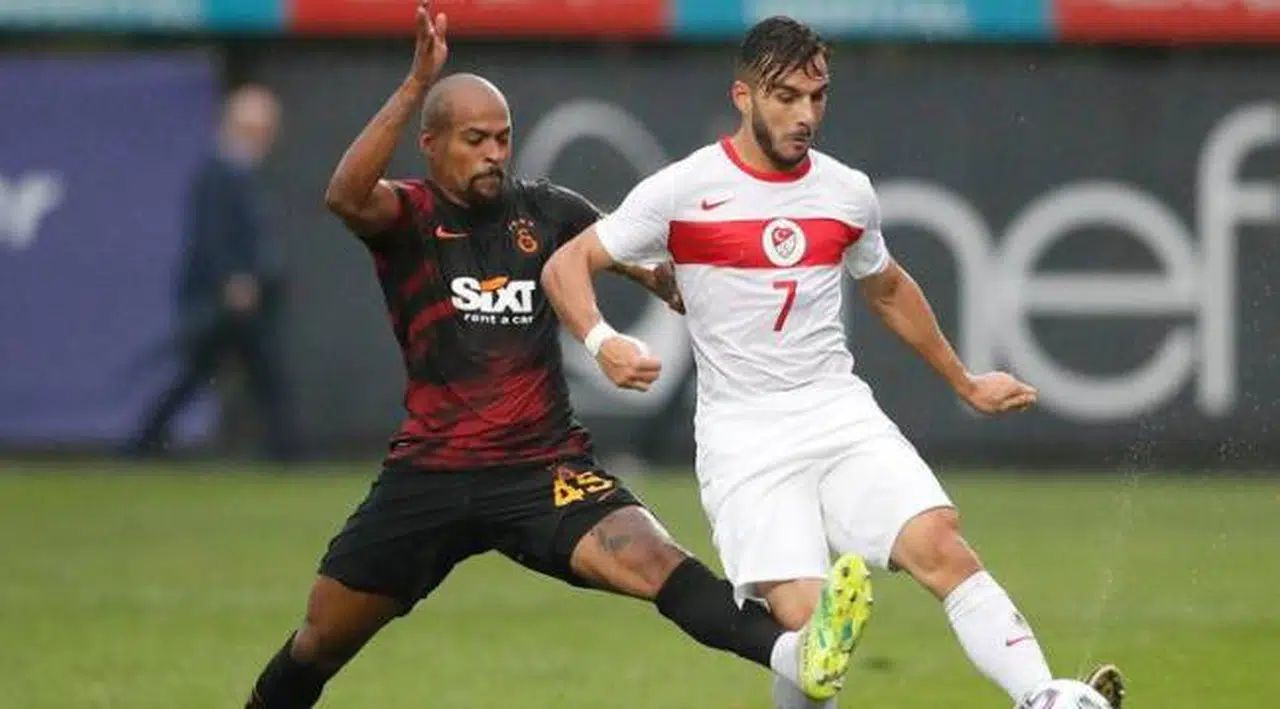Florya'da skandal... Marcao'dan Milli futbolcu Halil Dervişoğlu'na tokat!
