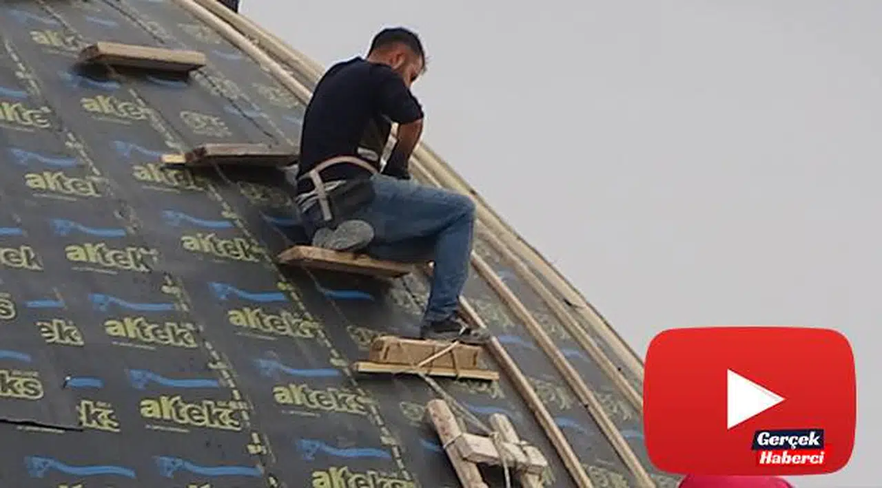 İnşaatta cambaz gibi çalışıp yürekleri ağza getirdiler