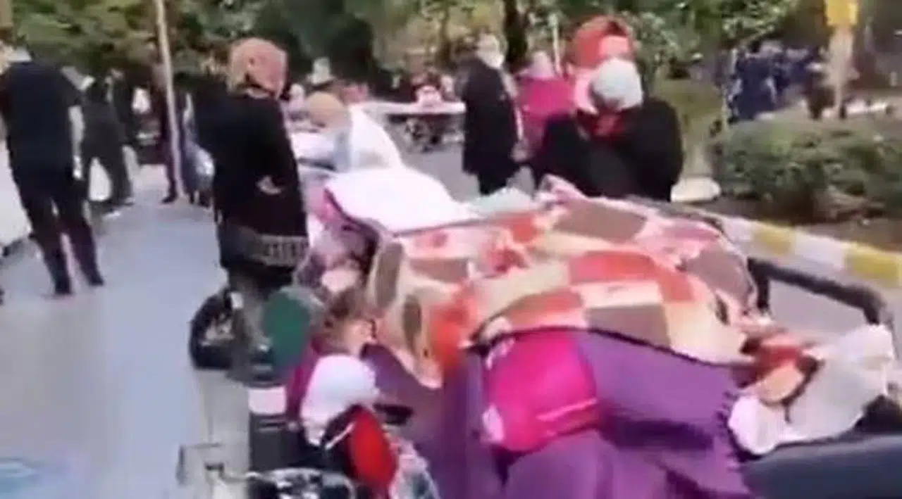 İzmir İl Sağlık Müdürlüğü, hastanelerin tahliye edildiği iddiasını yalanladı