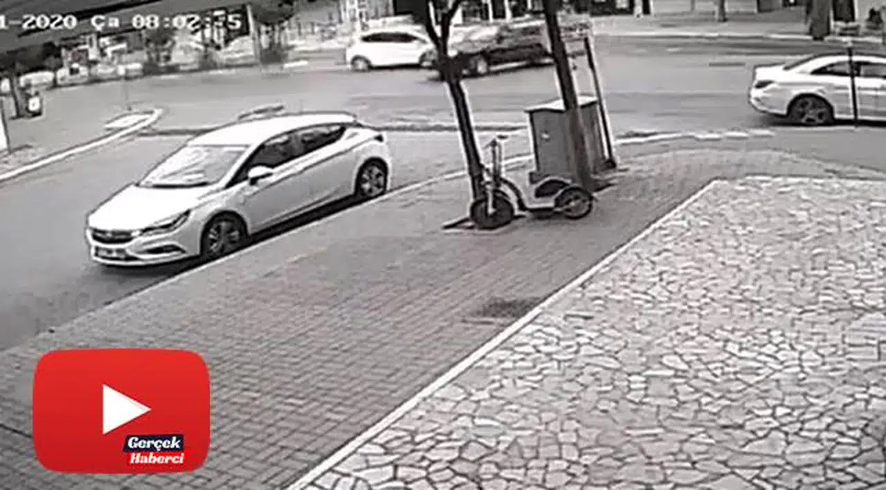Kontrolden çıkan otomobil ortalığı savaş alanına çevirdi