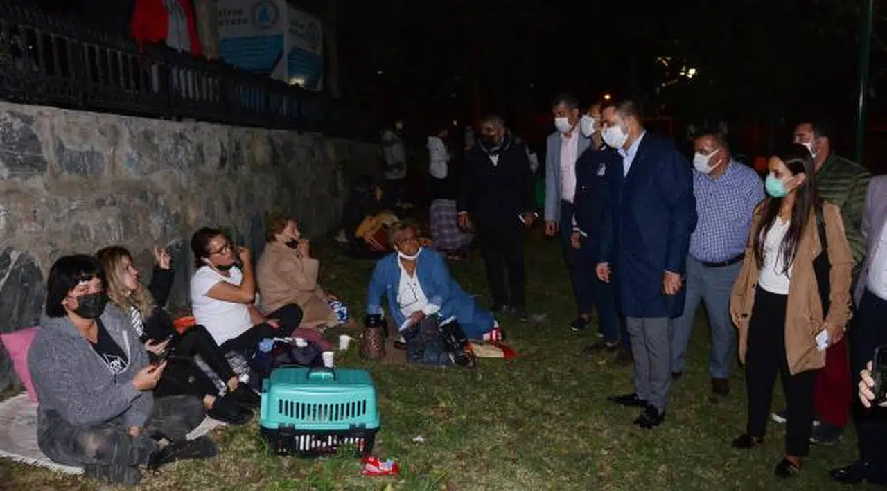 KUŞADASI’NDA KRİZ MASASI 24 SAAT GÖREVDE