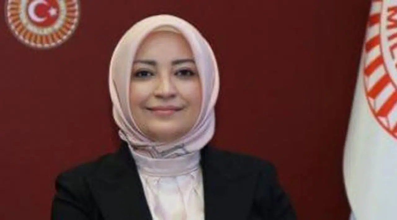 AK Partili iki vekilin daha Kovid-19 testi pozitif çıktı