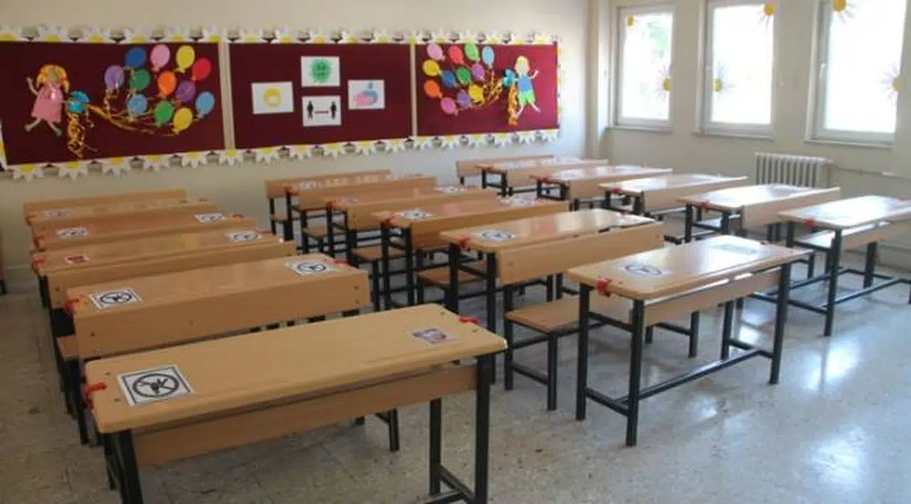 Kuşadası'nda eğitime 2 gün ara verildi! Aydın Valisi duyurdu