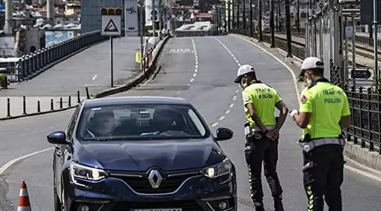 Sağlık Bakanı Fahrettin Koca'dan, sokağa çıkma sınırlamasına ilişkin açıklama