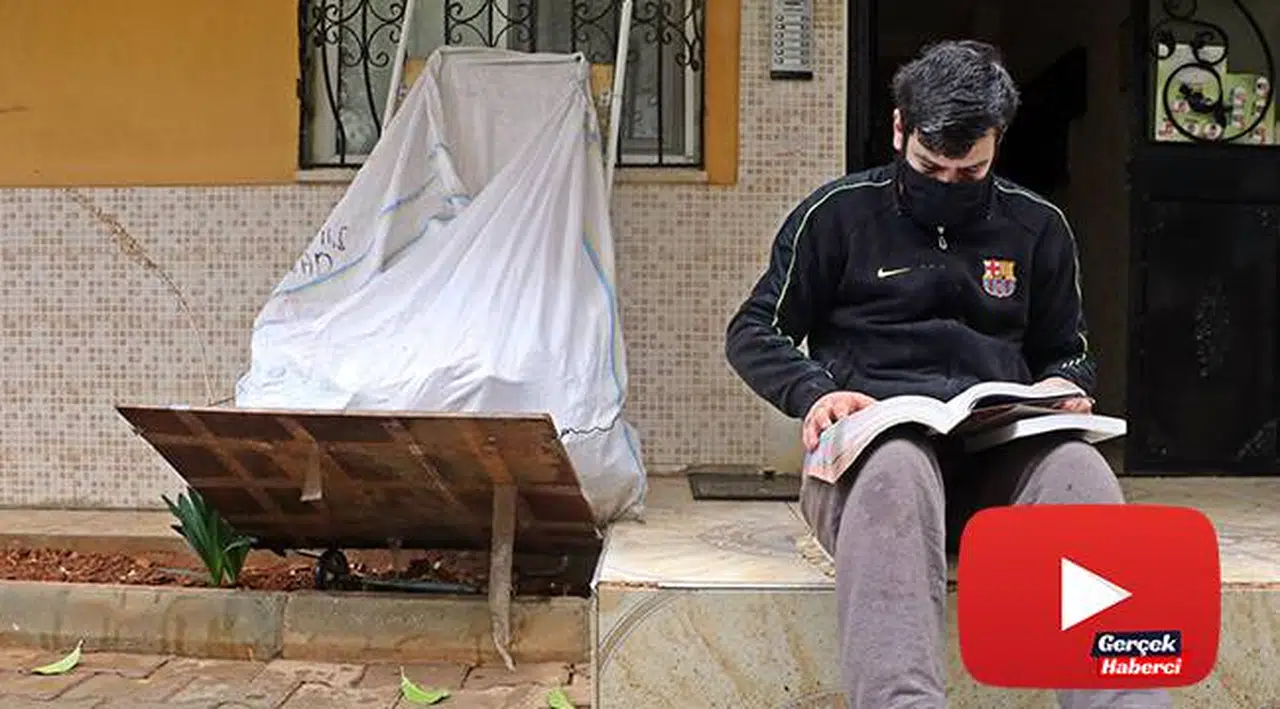 Çöp konteynerlerinden plastik toplayarak hazırlandığı KPSS’de Türkiye 25’incisi oldu