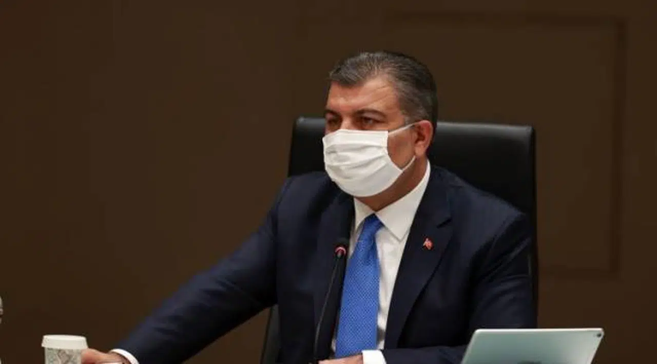Fahrettin Koca yüksek risk altındaki illeri açıkladı: Bir ilde vaka artışı yüzde 125!